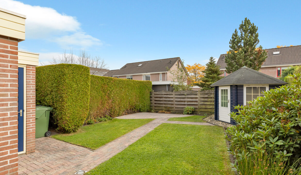10-Achtertuin-06