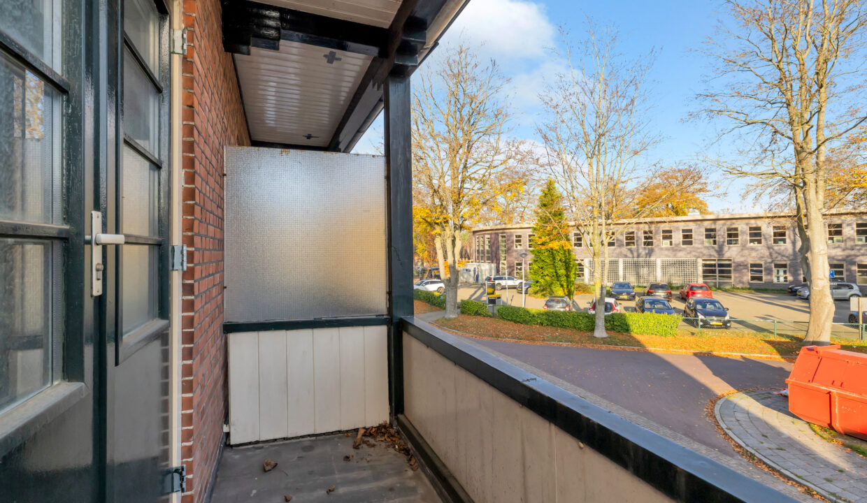 09-Balkon-03