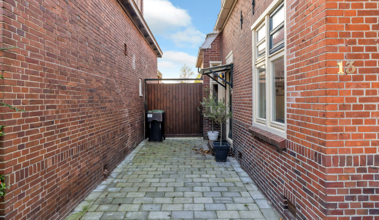 10-Achtertuin-07