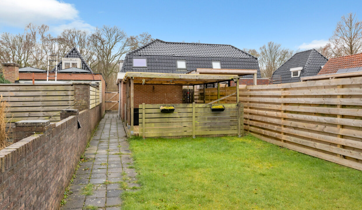 08-Achtertuin-04