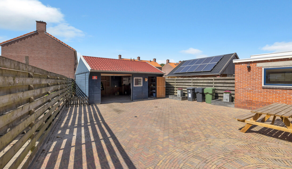 08-Achtertuin-02